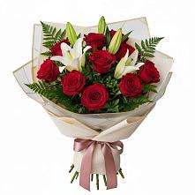 Букет цветов из:  Лилии и Розы в Бакшеево