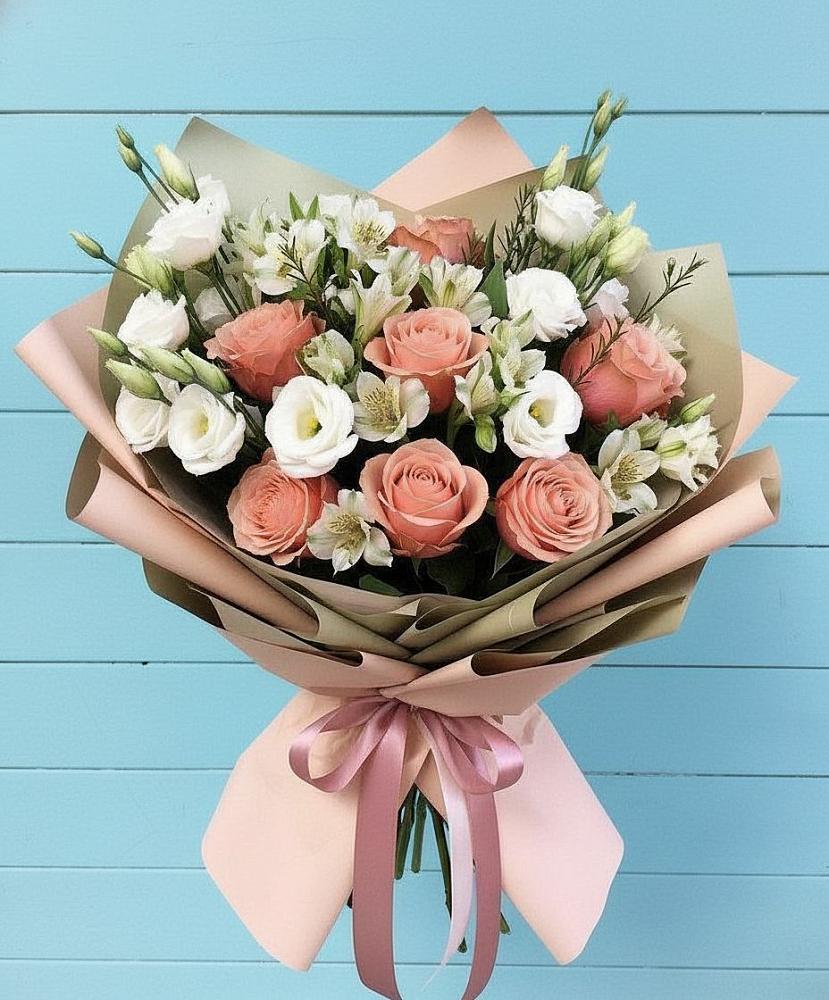 Букет цветов из: Розы, Альстромерии и Лизиантусы в Бакшеево