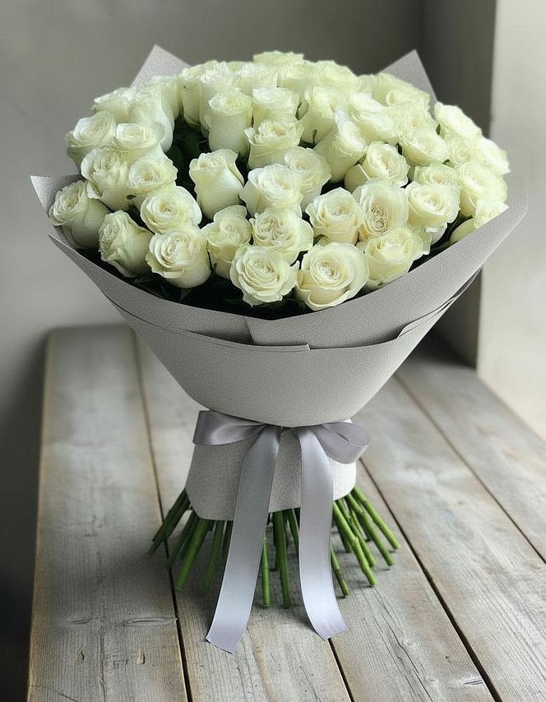 Букет 35 Белых роз в Бакшеево
