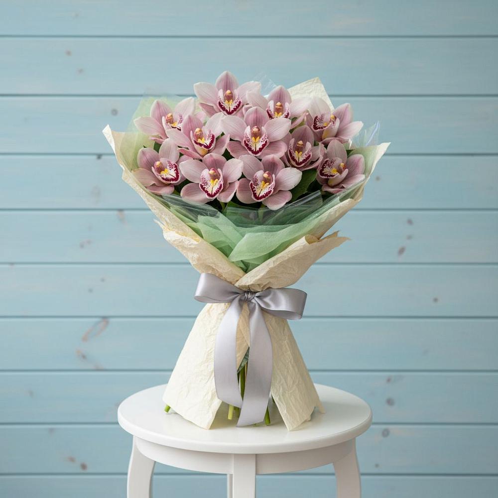 Букет цветов из: Орхидеи и Розы в Бакшеево