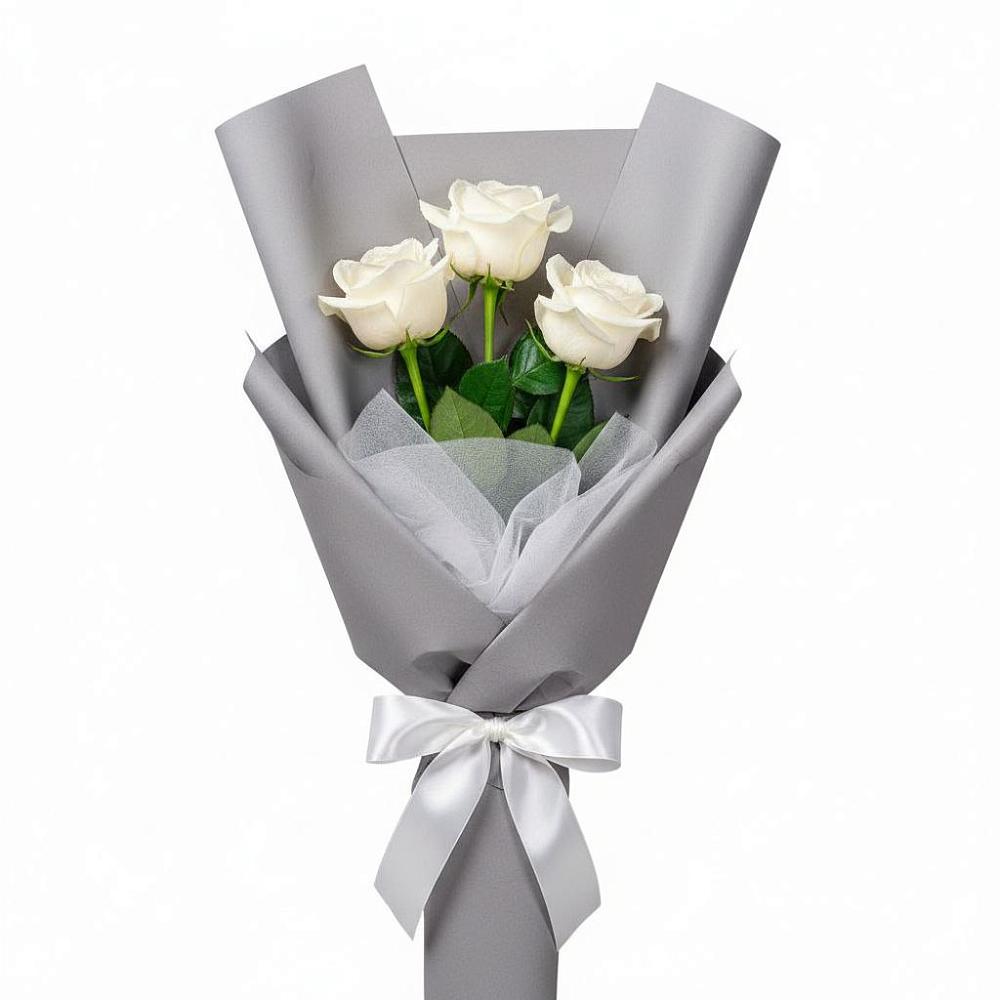 Букет 3 белые розы в Бакшеево