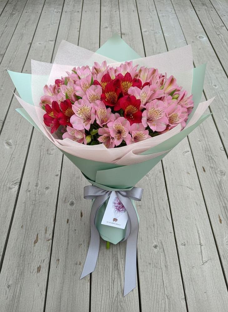 Букет цветов из: Альстромерии в Бакшеево