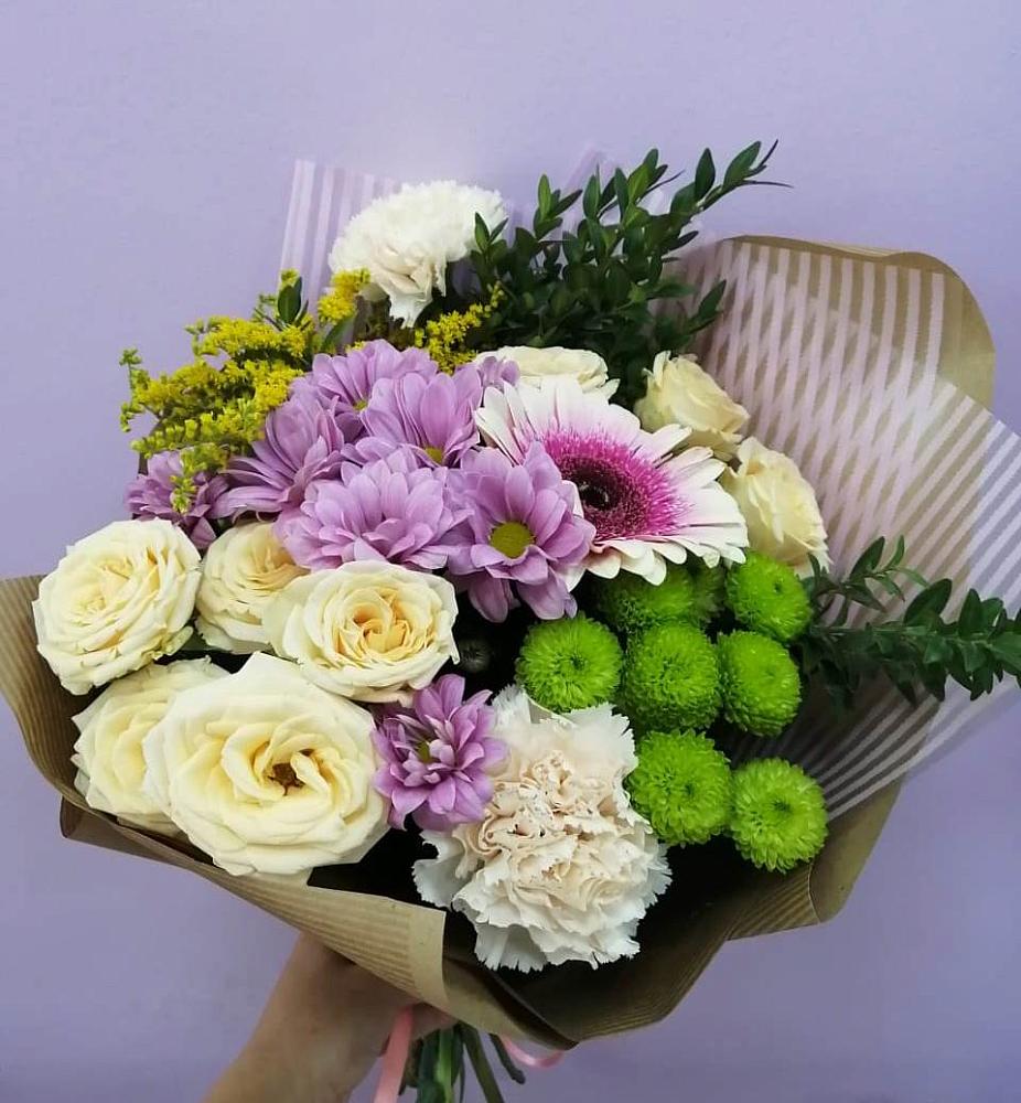 Букет цветов из: Хризантемы, Розы, Гвоздики и Герберы в Бакшеево