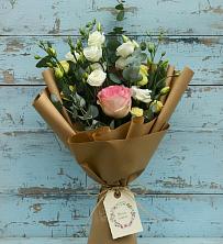 Букет цветов из:  Розы и Лизиантусы в Бакшеево